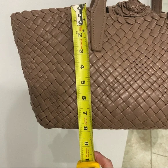 FALOR FIRENZE Italian Leather Woven Tote with Rosette - Picture 12 of 15